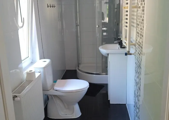 Dom Letniskowy Na Wylacznosc Polanka 11- 13 Osob Junoszyno